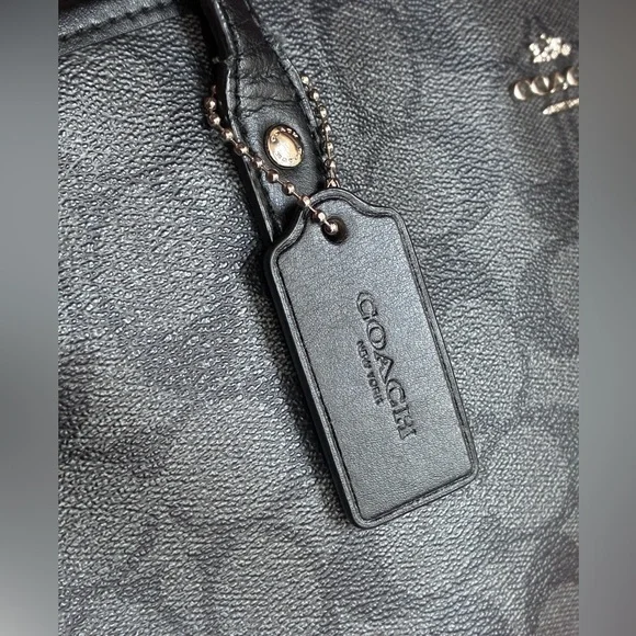 COACH Shoulder Bag,Coach Black Signature Shoulder Bag - Picture 4 of 16